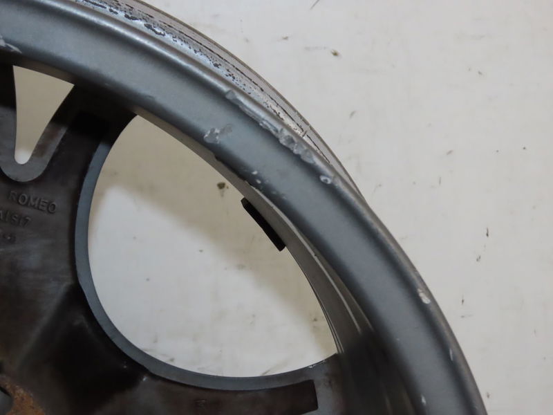 Jante aluminium Alfa romeo MITO (955_) 1.3 multijet (955axp1a, 955ayc1a) (2009-2018) 3 portes