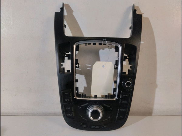 Commande autoradio Audi Q5 (8RB) 2.0 tdi quattro (2012-2017)