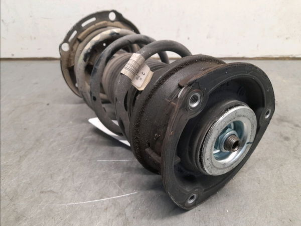 Amortisseur avant gauche Volkswagen POLO VI (AW1, BZ1, AE1) 1.0 tsi (2017)