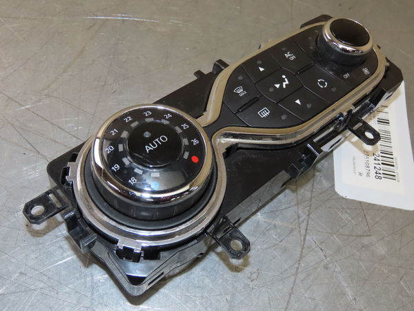 Commande de chauffage Renault CLIO IV (BH_) 1.5 dci 90 (2012) 5 portes