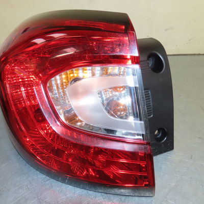 Feu arrière gauche Renault CAPTUR I (J5_, H5_) 1.5 dci 90 (2013) 5 portes