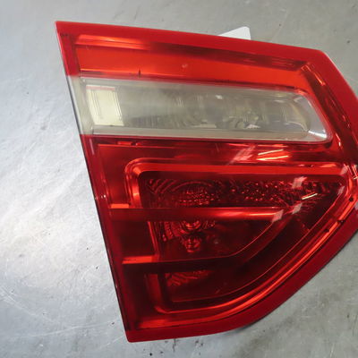 Feu arrière interieur gauche CITROEN C4