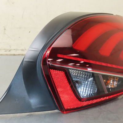Feu arrière droit PEUGEOT 208