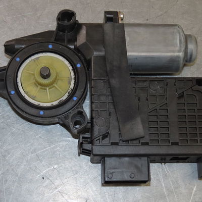 Moteur leve-vitre avg CITROEN C4