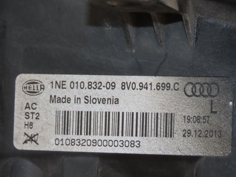 Feux position g AUDI A3