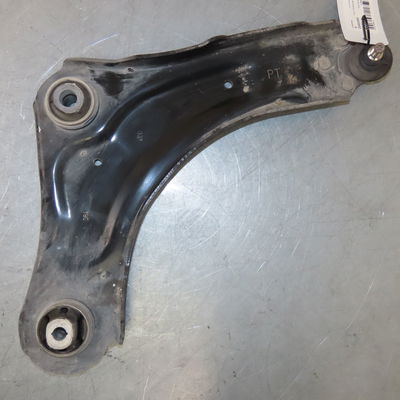 Triangle inf avd RENAULT MEGANE