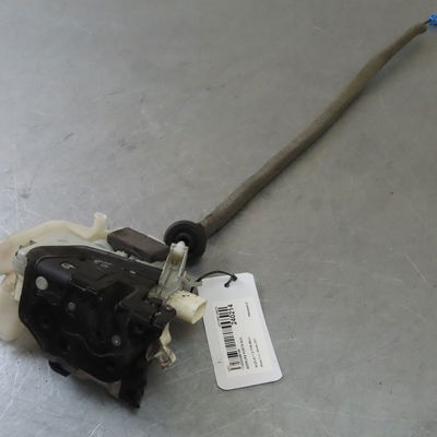 Serrure porte avg AUDI A1
