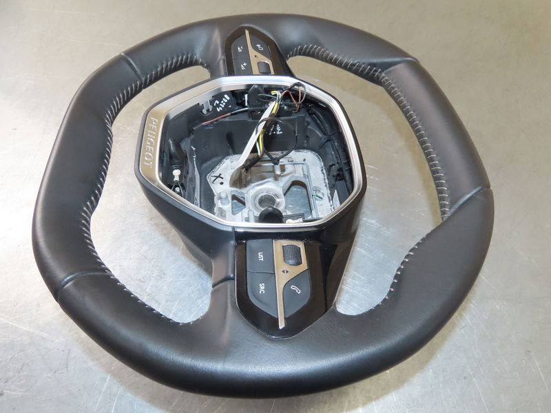 Volant de direction PEUGEOT 3008