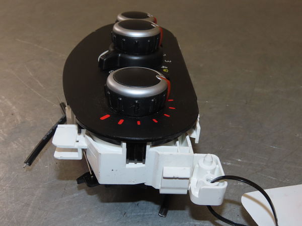 Commande de chauffage RENAULT TWINGO III  0.9 TCE 12v 90ch