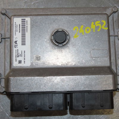 Calculateur moteur PEUGEOT 208