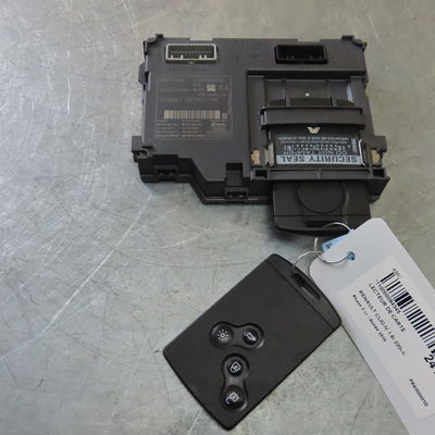 Lecteur de carte RENAULT CLIO
