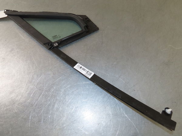 Glace av custode g RENAULT CLIO