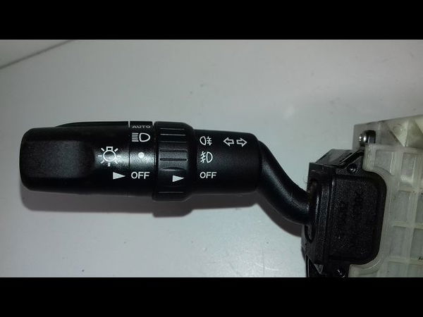 Bloc commodos Mazda 3 (BK) 2.0 (bkep) (2003-2009)
