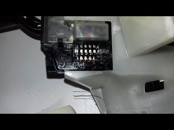 Bloc commodos Mazda 3 (BK) 2.0 (bkep) (2003-2009)