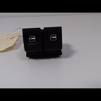 Commande lève-glace porte avant gauche Seat IBIZA IV (6J5, 6P1) 1.6 tdi (2009-2015)