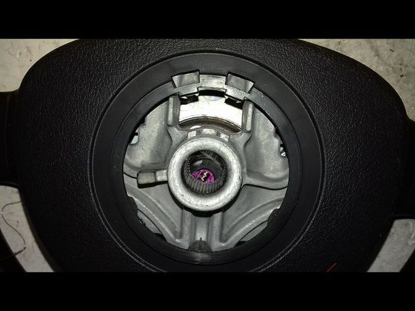 Airbag volant Peugeot 207-207 (WA_, WC_) 1.4 hdi (2006-2015) 5 portes