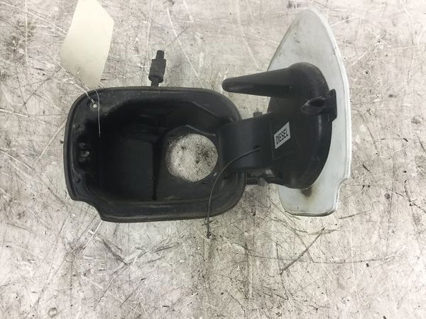 Portillon carburant aile ard Renault CLIO III (BR0-1, CR0-1) 1.5 dci (c-br0g, c-br1g) (2005-2012) 5 portes