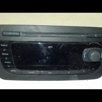 Autoradio Seat IBIZA IV (6J5, 6P1) 1.6 tdi (2009-2015)