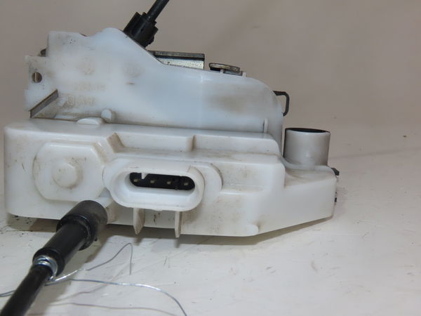 Serrure porte avd Renault LAGUNA II (BG0-1_) 1.9 dci (bg05) (2004-2005)