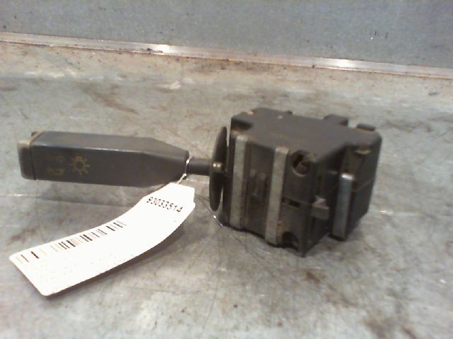 Commande clignotant RENAULT R19