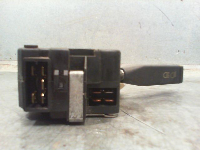 Commande clignotant RENAULT R19