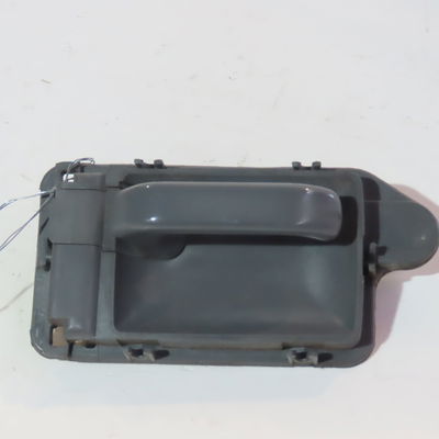 Poignee int porte avd Peugeot 205 II (20A-C) 1.7 diesel (1987-1998)