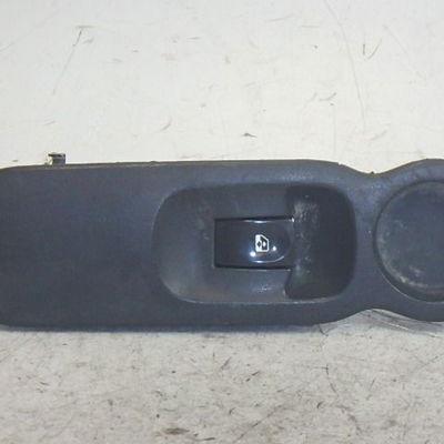 Commande lève-glace porte avant droite Renault MODUS - GRAND MODUS (F-JP0_) 1.2 (jp0c, jp0k, fp0c, fp0k, fp0p, jp0p, jp0t) (2004) 5 portes