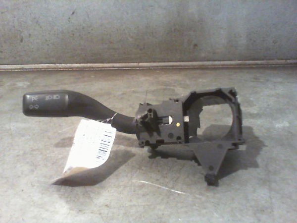 Commande clignotant AUDI A4