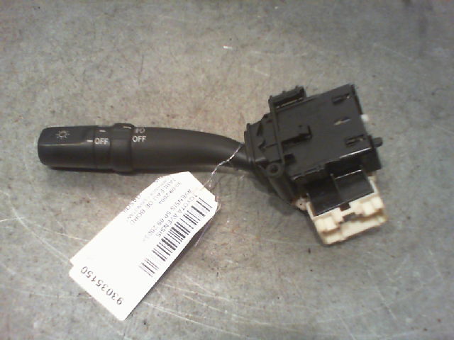 Commande clignotant TOYOTA AVENSIS