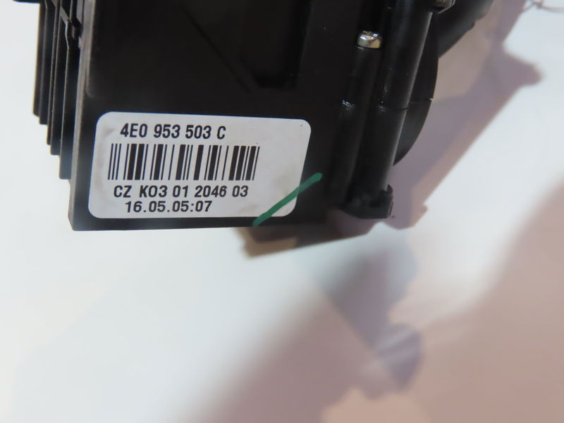 Commande essuie glace Audi A4 B6 Avant (8E5) 1.9 tdi (2001-2004)
