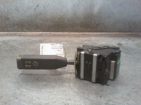 Commande clignotant RENAULT R21