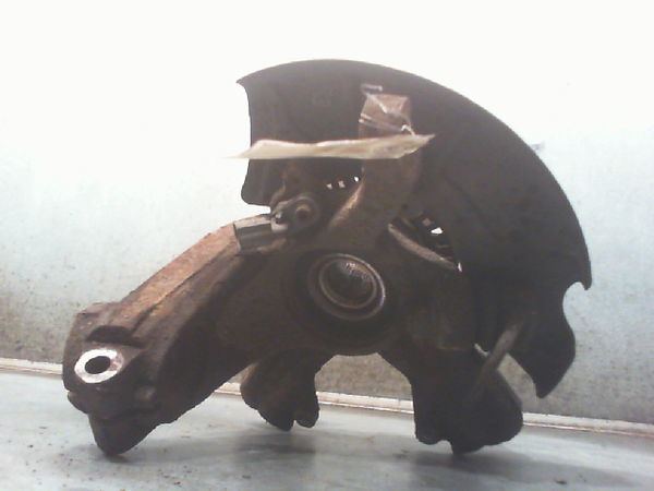 Moyeu avd Volkswagen GOLF IV Variant (1J5) 1.6 (1999-2002)