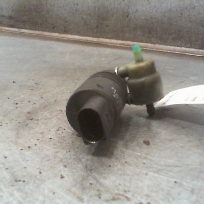 Pompe lave-glace avant Volkswagen GOLF IV Variant (1J5) 1.6 (1999-2002)