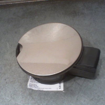 Portillon carburant aile ard Peugeot 3008 Monospace (0U_) 2.0 hdi 150 - bluehdi 150 (2009-2016) 5 portes