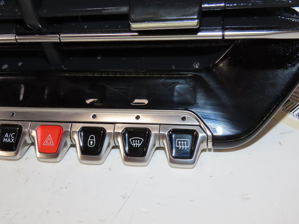Commande de chauffage Peugeot 208 II (UB_, UP_, UW_, UJ_) 1.2 puretech 100 (2019) 5 portes