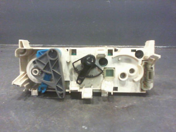 Commande de chauffage Citroën BERLINGO - BERLINGO FIRST Monospace (MF_, GJK_, GFK_) 2.0 hdi 90 (mfrhy) (1999-2005)