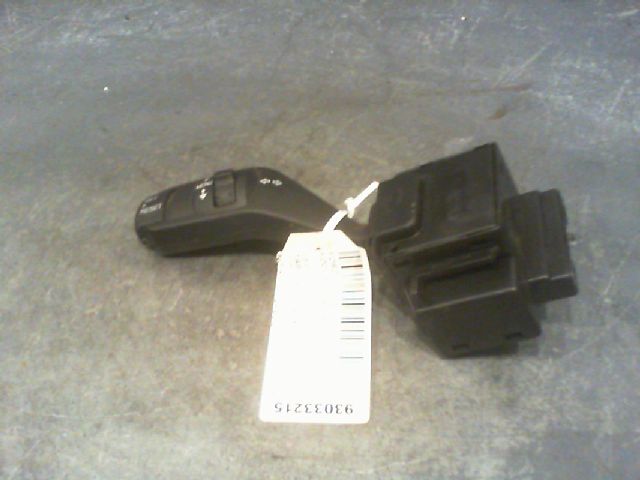 Commande clignotant FORD FOCUS