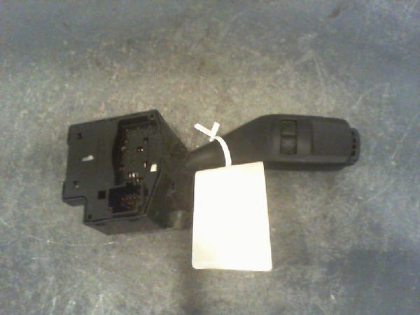 Commande clignotant FORD FOCUS