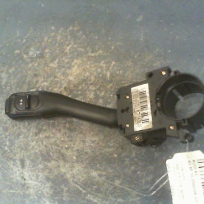 Commande clignotant Audi A3 (8L1) 1.9 tdi (1996-2001)