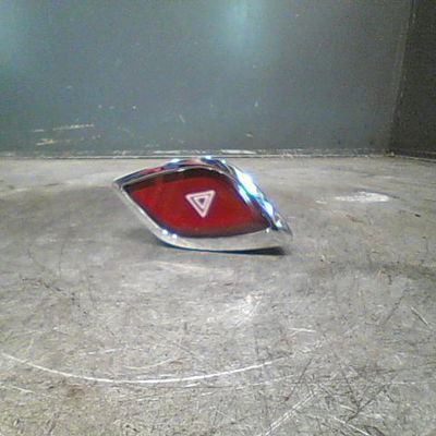 Bouton de warning CITROEN C3