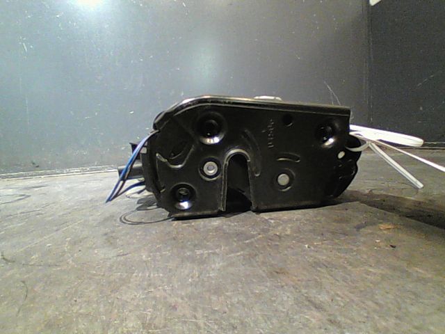 Serrure porte avg MERCEDES VITO