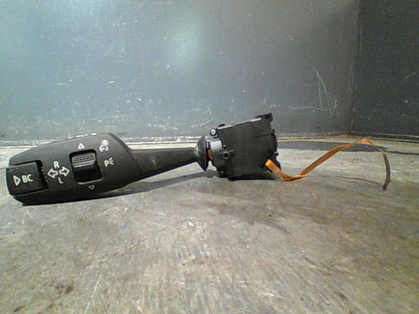 Commande clignotant Bmw 3 Coupé (E92) 320 d (2006-2010)