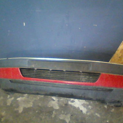 Pare-choc avant Peugeot 405 I (15B) 1.9 diesel (1988-1992)