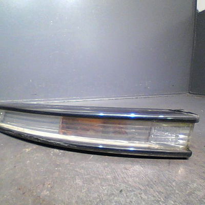 Clignotant gauche Volkswagen PASSAT B6 Variant (3C5) 3.2 fsi 4motion (2005-2010)