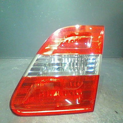 Feu arrière intérieur droit Mercedes-benz CLASSE B Sports Tourer (W245) B 200 cdi (245.208) (2005-2011)