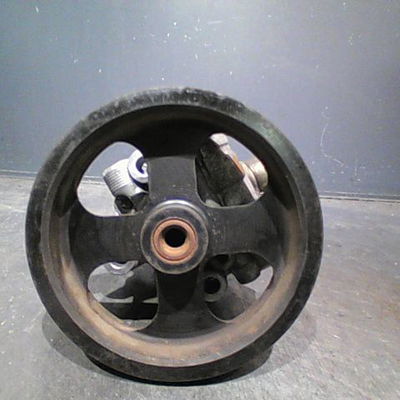 Pompe direction assistee Toyota RAV 4 II (_A2_) 2.0 d 4wd (cla20_, cla21_) (2001-2005)