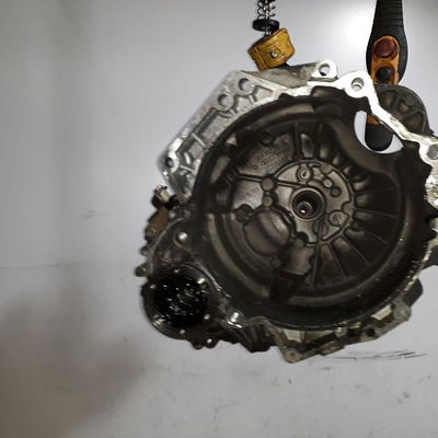 Boîte à vitesse mecanique Volkswagen GOLF IV (1J1) 1.6 (1997-2004)
