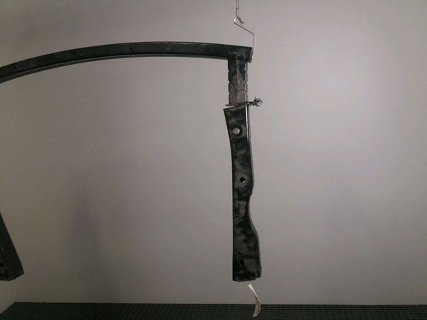 Traverse inférieure armature avant Nissan QASHQAI II SUV (J11, J11_) 1.2 dig-t (2013)