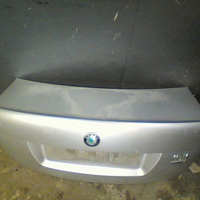 Coffre arrière Skoda FABIA I A trois volumes (6Y3) 1.9 tdi (2000-2007)
