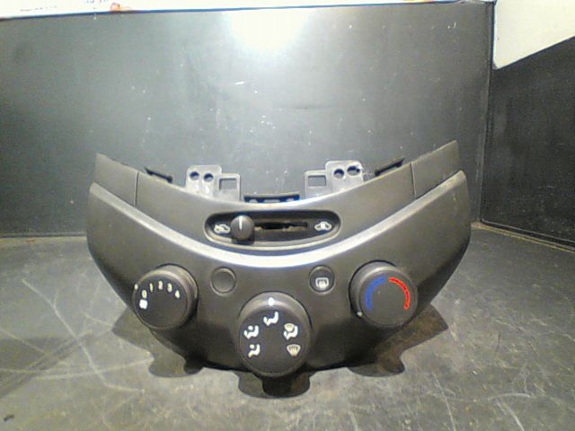 Commande de chauffage Chevrolet SPARK (M300) 1.0 (2010) 5 portes